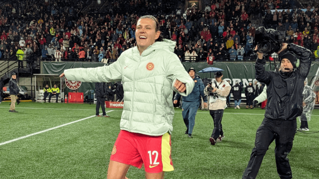 NWSL and Google Pixel are using the Pitchside with Pixel program to break attendance records in 2024.